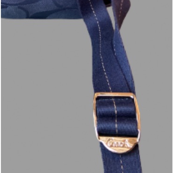 COACH LIKE NEW Signature Nylon Daisy Backpack Bag 16548 Navy Blue like new - Picture 10 of 10